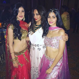 Ananya Panday (Ananya Pandey)